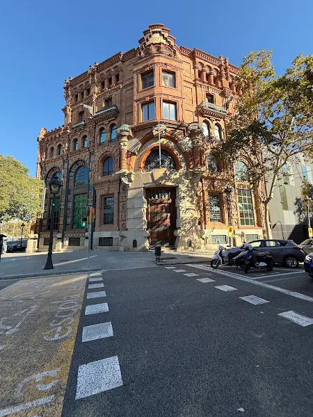 Institut Pau Claris - Instituto de secundaria en Barcelona - foto 2
