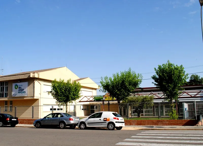Escuela Les Savines - Colegio público en Cervera - foto 2
