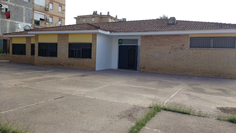 Centro Público de Educación de Personas Adultas Aljibe - Colegio público en Palos de la Frontera - foto 2