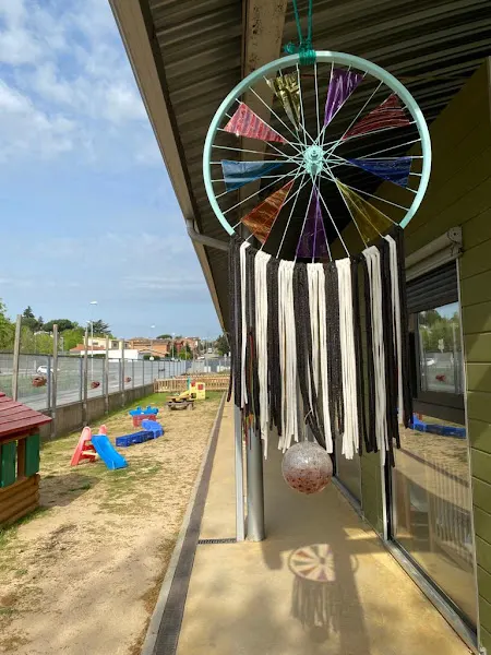 Escola Bressol Petits Estels - Guardería en Llinars del Valles - foto 2