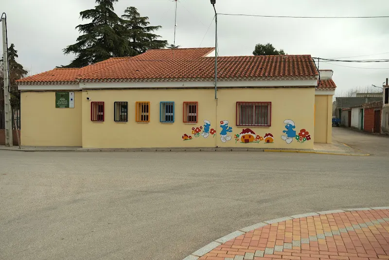 Centro Infantil Los Pitufos - Guardería en Pedro Munoz - foto 2