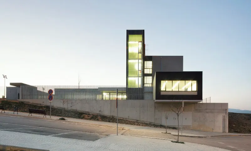 Escola Font del Roure - Colegio público en Masquefa - foto 2