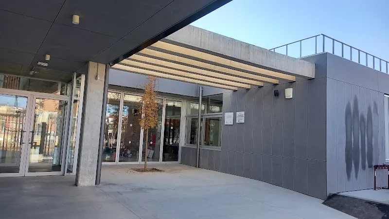 Escuela Pla del Puig