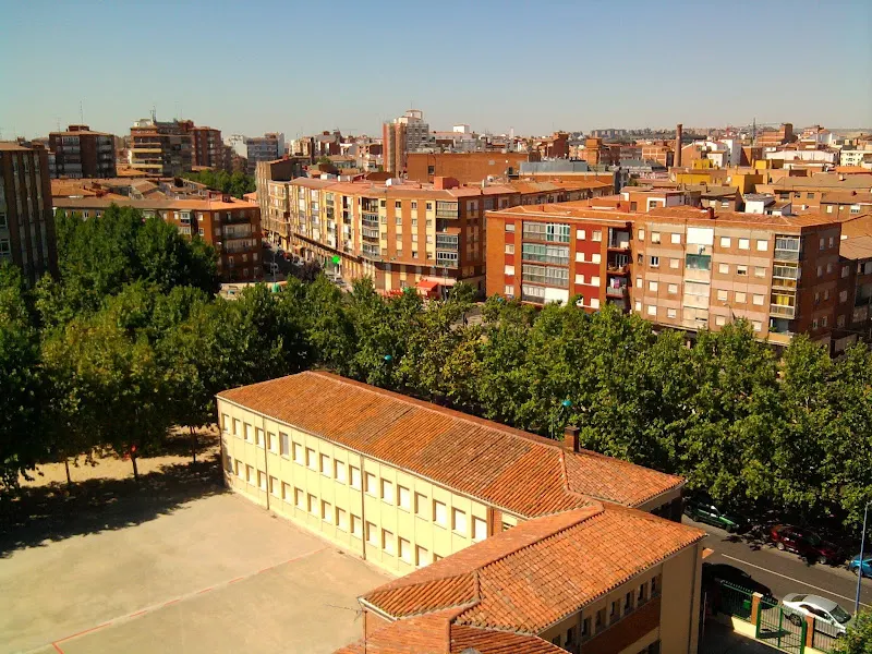 CEIP Joaquín Díaz - Colegio público en Cisterniga - foto 2