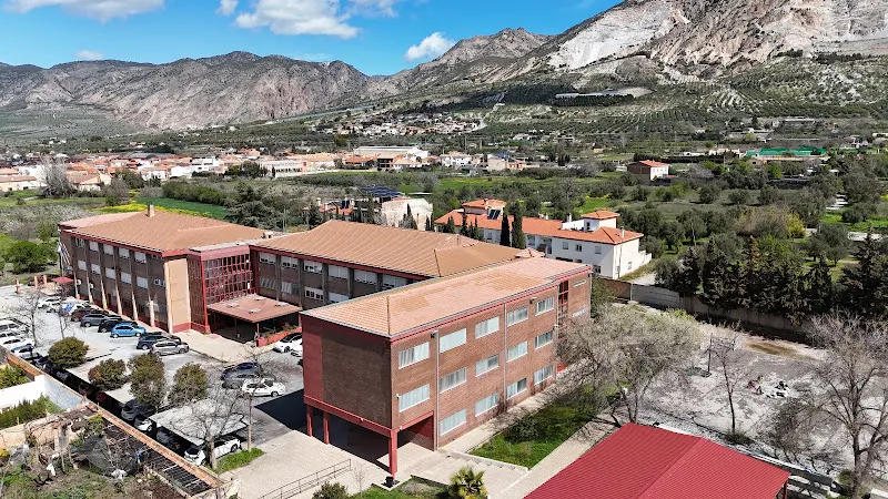 IES Alonso Cano - Instituto de secundaria en Durcal - foto 2