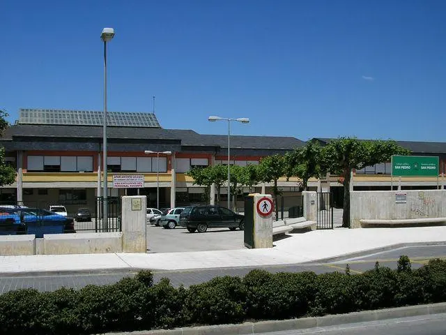 San Pedro Ikastetxea / Centro De Educación Infantil Y Primaria San Pedro