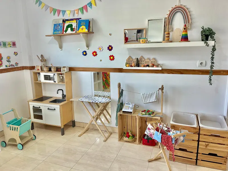 La Escuela de Cuca II - Centro educativo en Palomares del Rio - foto 2