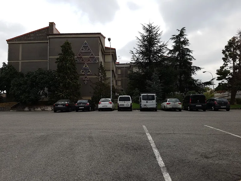 DBH / IES Elortzibar - Pamplona