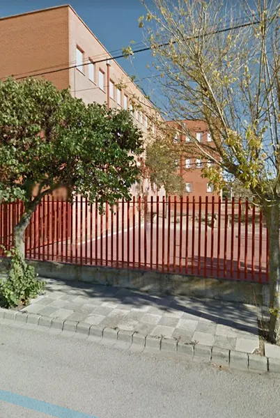 GIMNASIO COLEGIO - Centro educativo en Tarazona de la Mancha - foto 2