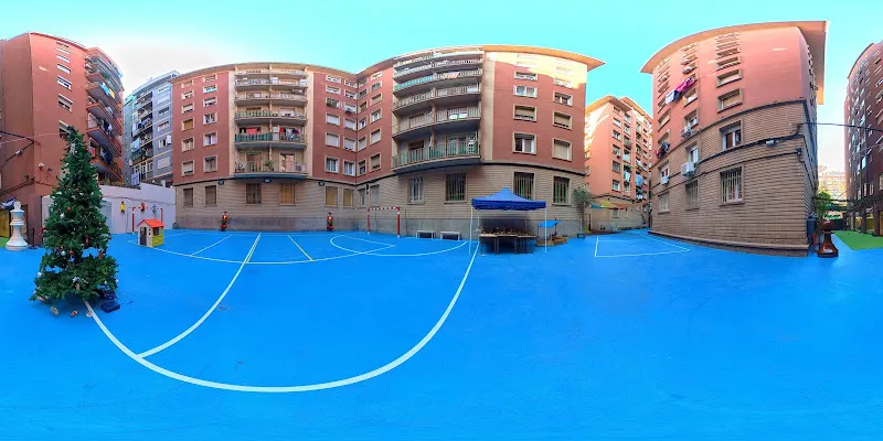 Escuela Joan Roca Meridiana - Escuela primaria en Barcelona - foto 2