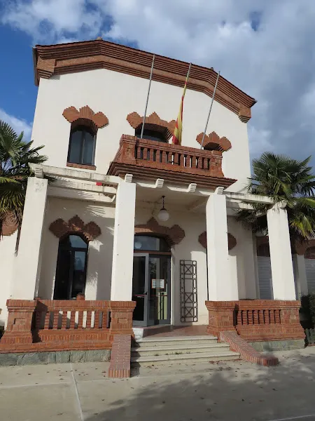 Escuela Pública Virgen del Sol del Puente - Escuela primaria en Roda de Ter - foto 2