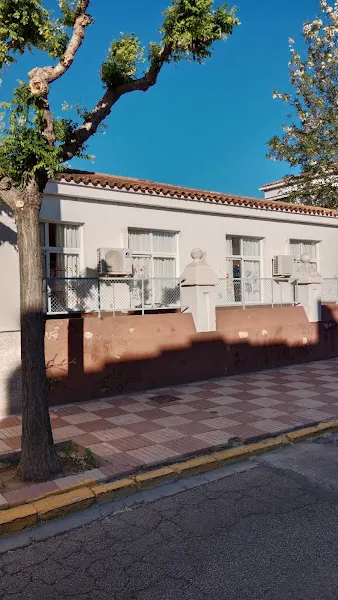 Escoles Velles - Centro educativo en Xeraco - foto 2