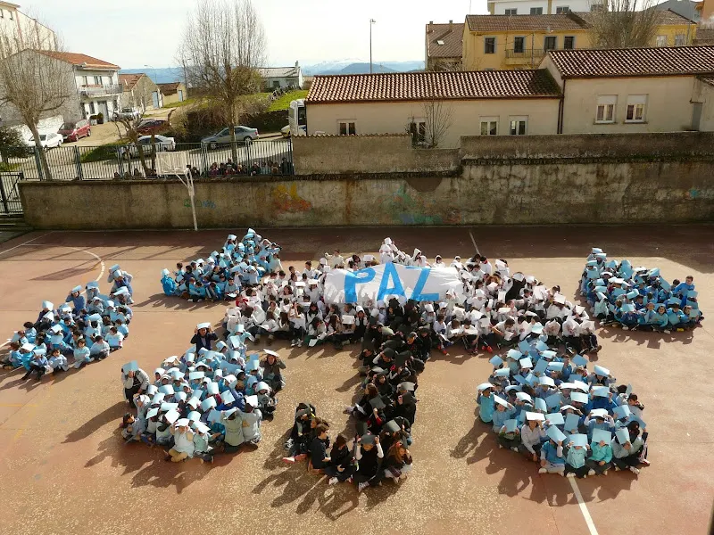 C. Educación Infantil y Primaria Filiberto Villalobos - Guijuelo