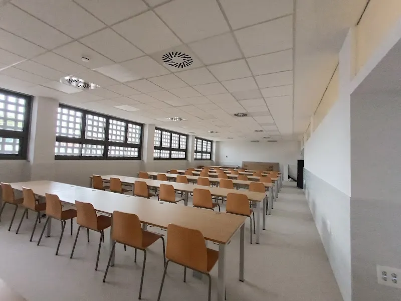 IES Número 1 - Instituto de secundaria en Canet dEn Berenguer - foto 2