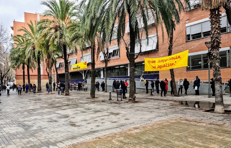 Instituto Escola Arts 3 (Secundaria) - Instituto de secundaria en Barcelona - foto 3