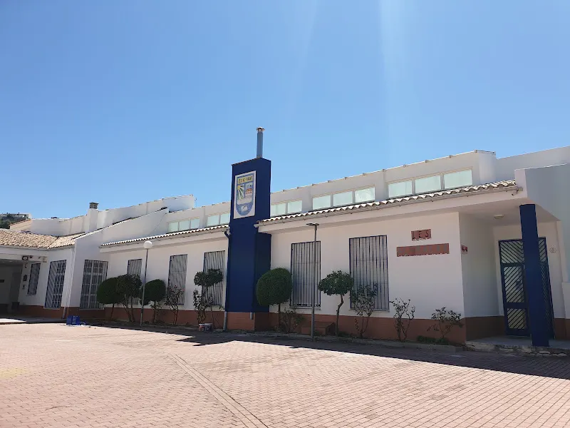 Centro de Educación Infantil y Primaria Antonio Marín Ocete - Colegio público en Alfacar - foto 2
