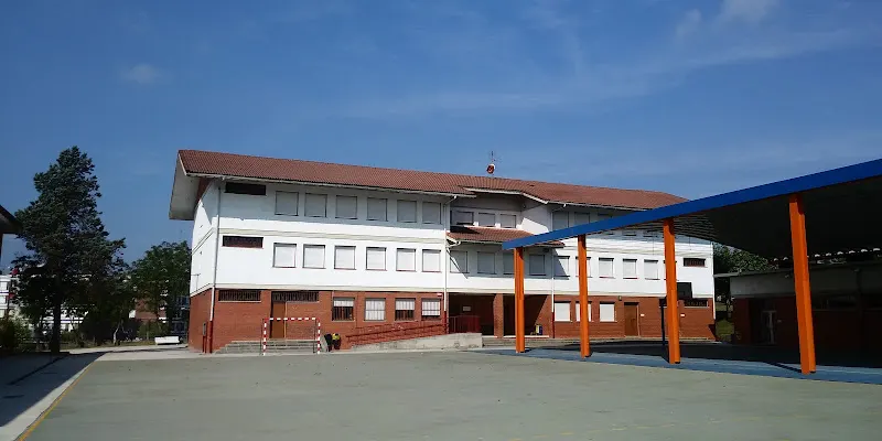 Partzuergoko Haur Eskola Derioko Haurreskola - Colegio público en Derio - foto 3
