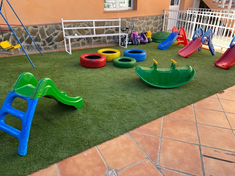 Centro Infantil Mariló - Centro educativo en Gojar - foto 2