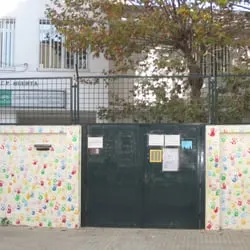 Colegio Público Huerta del Carmen - Colegio público en Sevilla - foto 2