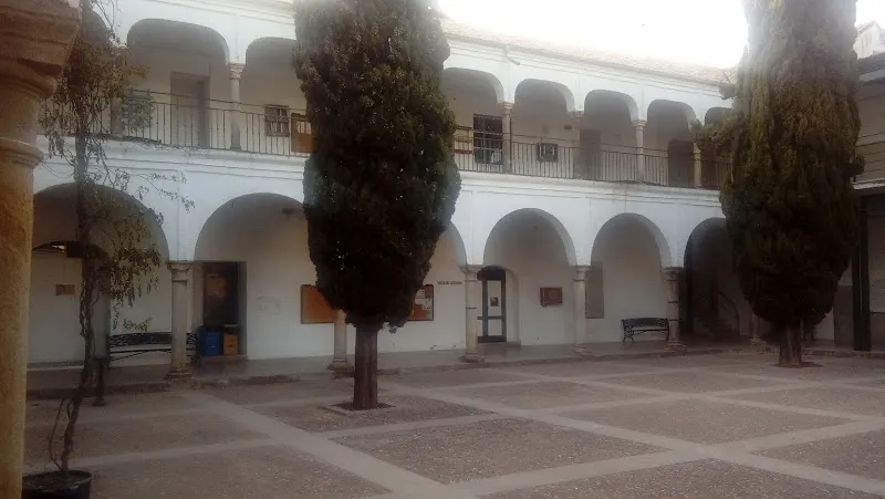 Escuela Infantil El Globo - Colegio público en Cazalla de la Sierra - foto 3