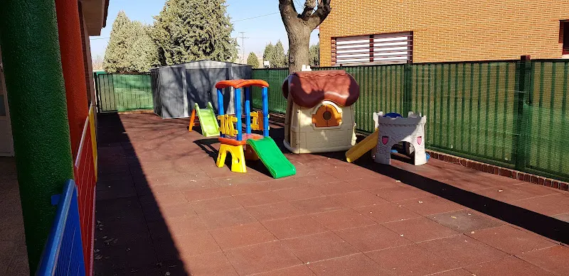Escuela de Educación Infantil la Oca - Mocejon