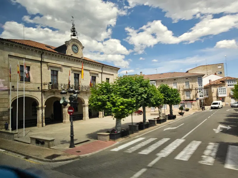 IES merindades de castilla - Instituto de secundaria en Villarcayo de Merindad de Castilla la Vieja - foto 3