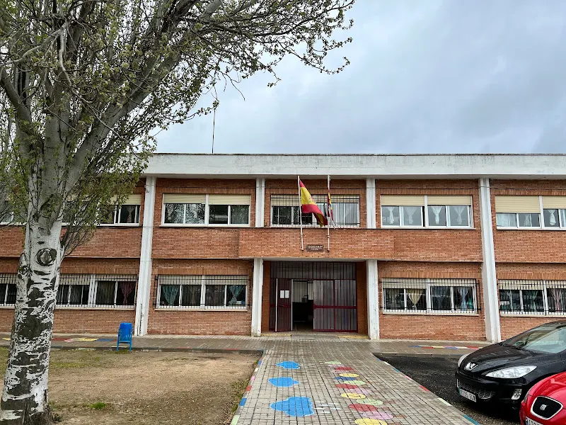 CEIP Luis Vives - Centro educativo en Piedrabuena - foto 2
