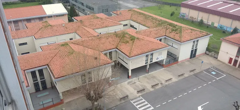 Instituto de Educación Secundaria Elviña - Centro de educación secundaria en Coruna (A) - foto 2