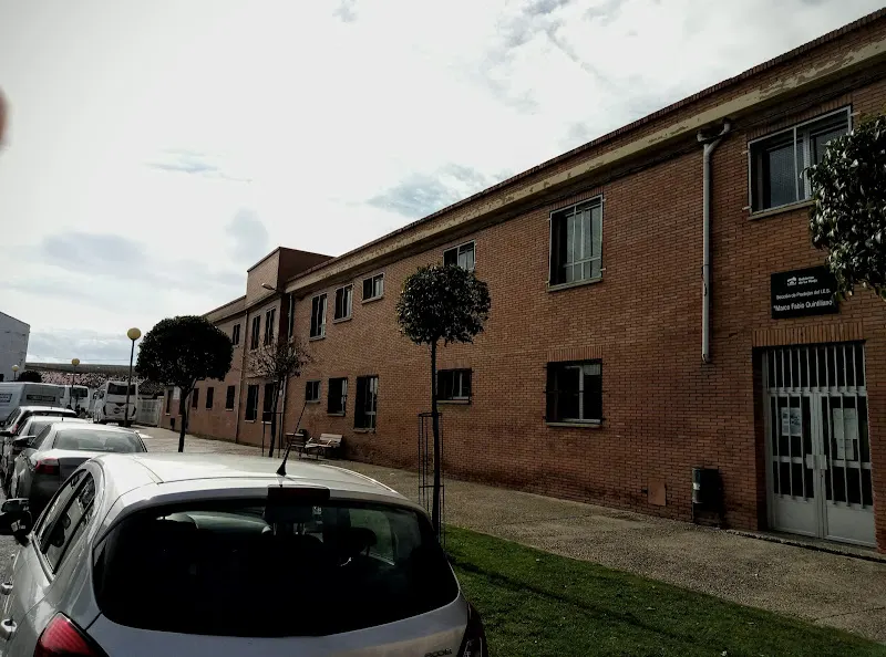 Colegio Público José Ortega Valderrama - Colegio público en Pradejon - foto 3