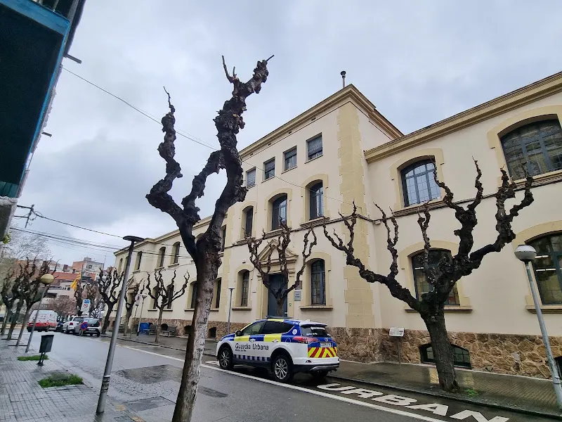 Escuela Pau Vila