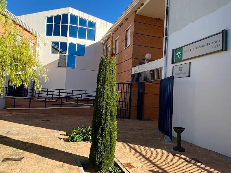 IES Ruradia - Instituto de secundaria en Rus - foto 2