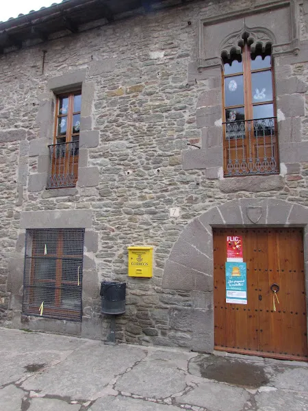 Escuela Pública Abat Oliba - Colegio público en Torello - foto 3