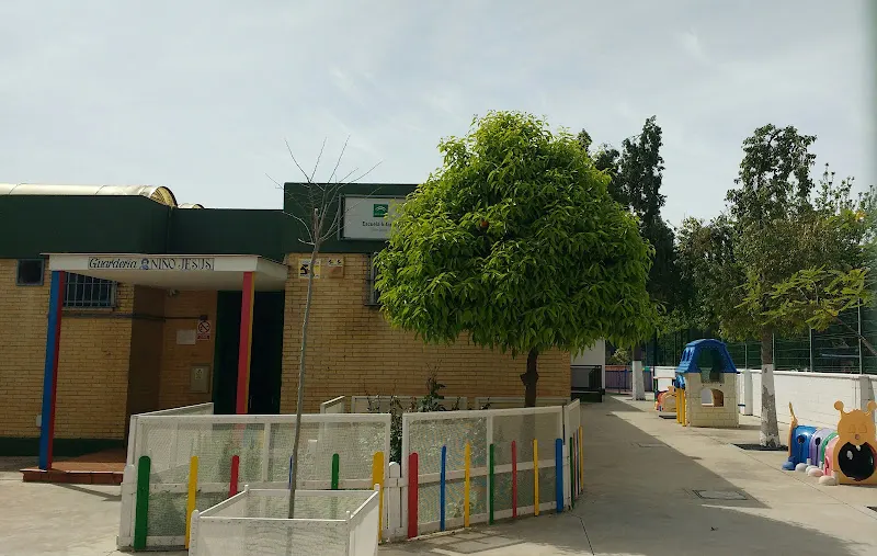 Escuela Infantil Uno Dos Tres - Colegio público en Alcolea del Rio - foto 3