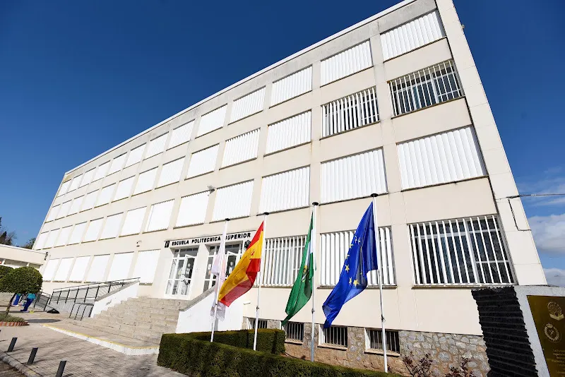 Colegio Público Ntra. Sra. de los Remedios - Colegio público en Belmez - foto 3