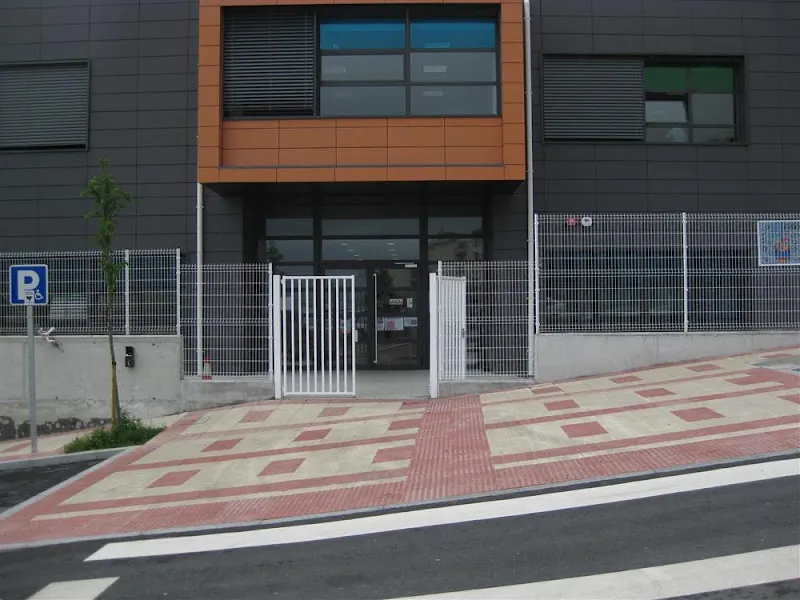 Zamudio Eskola Publikoa - Escuela Pública de Zamudio - Colegio público en Zamudio - foto 2
