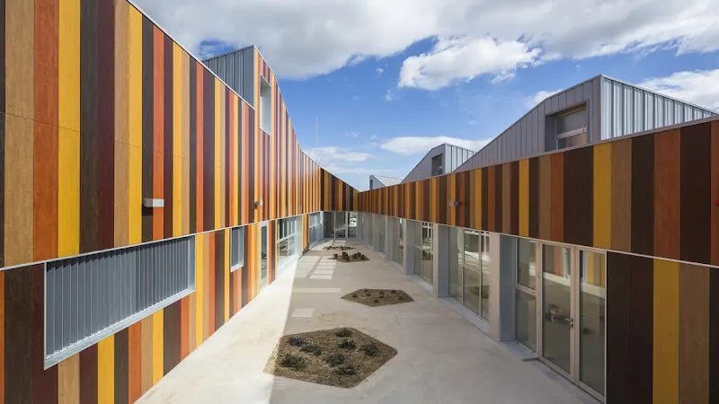 Colegio público Maria Domínguez - Colegio público en Gallur - foto 3