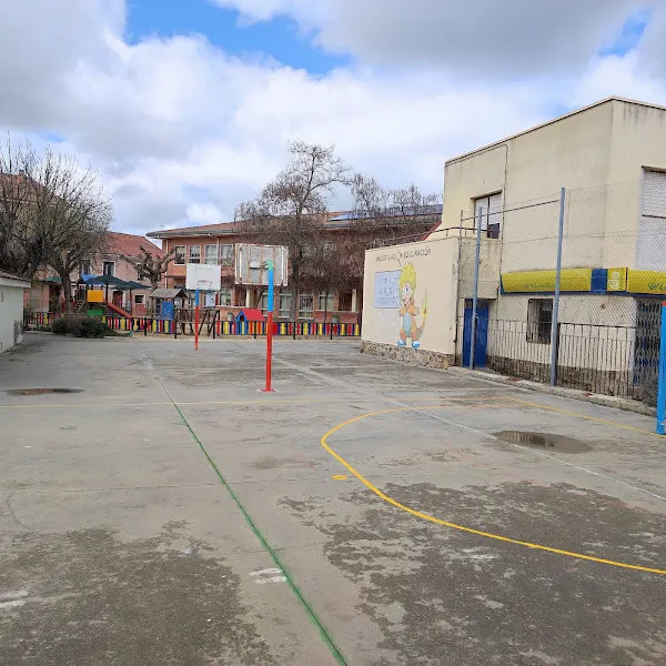 Colegio Público Obispo Fray Sebastián - Nava de la Asuncion