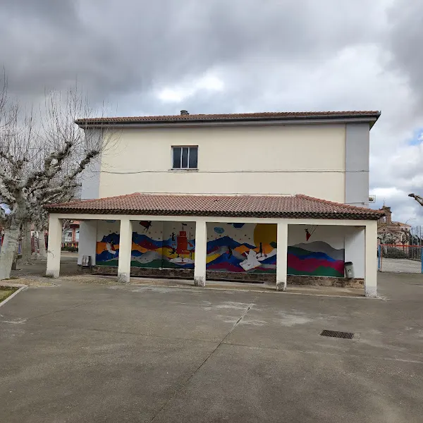 Colegio Público Obispo Fray Sebastián - Colegio público en Nava de la Asuncion - foto 2