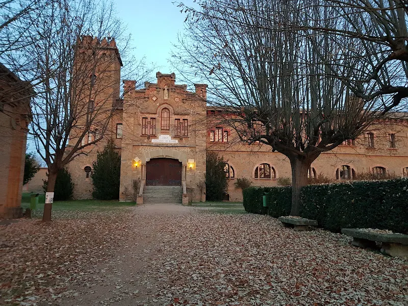 El Roser - Escuela primaria y secundaria en Sant Julia de Vilatorta - foto 2