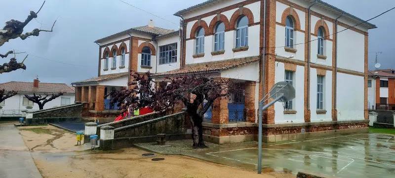 Centro de Educación Infantil Juan Arrabal - Colegio público en Barco de Avila (El) - foto 2