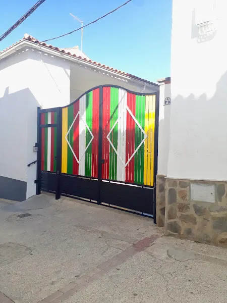 Escuela Hogar Sagrado Corazón - Ugijar