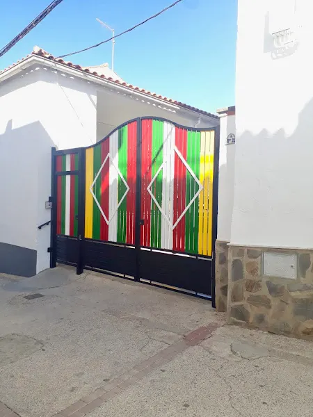 Centro Municipal de Adultos Maestro Don Luis Ortega - Ugijar