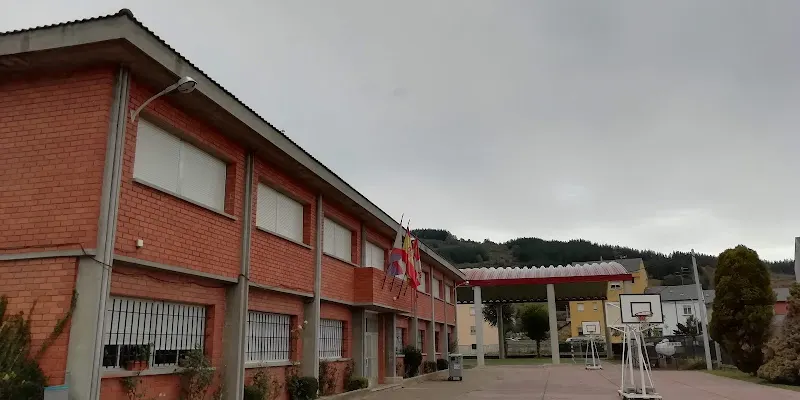 Colegio Público Piñera - Vega de Espinareda