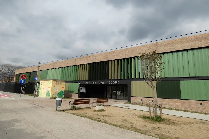 Instituto Can Record - Institución educativa en Sant Esteve de Palautordera