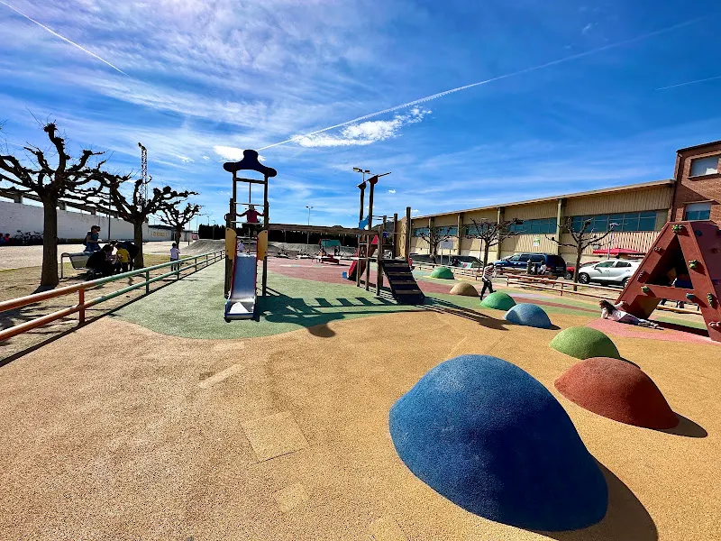 Escuela Municipal de educación Infantil Bressol Els Tabollets - Colegio público en Aitona - foto 2