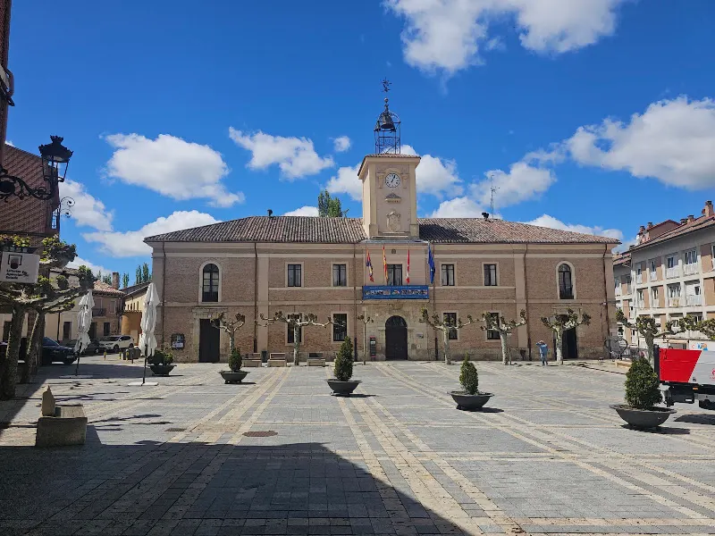 Colegio de Educación Infantil y Primaria Marqués de Santillana - Colegio público en Carrion de los Condes - foto 2