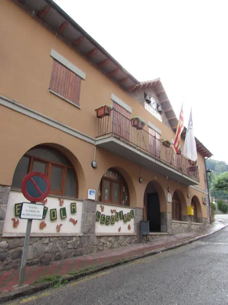 Escuela Pública L'Esquirol Zer Vall de Ter