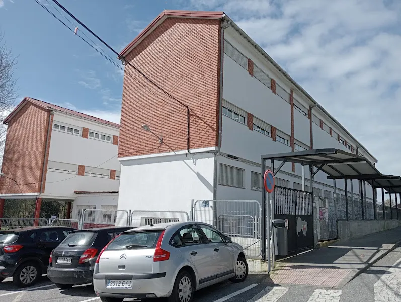 Colegio Público San Xoan Bautista - Colegio público en Cerdedo - foto 2