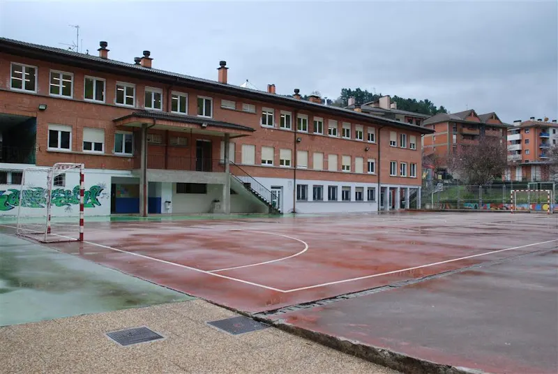 Aita Iparragirre Herri Eskola - Colegio público en Idiazabal - foto 2