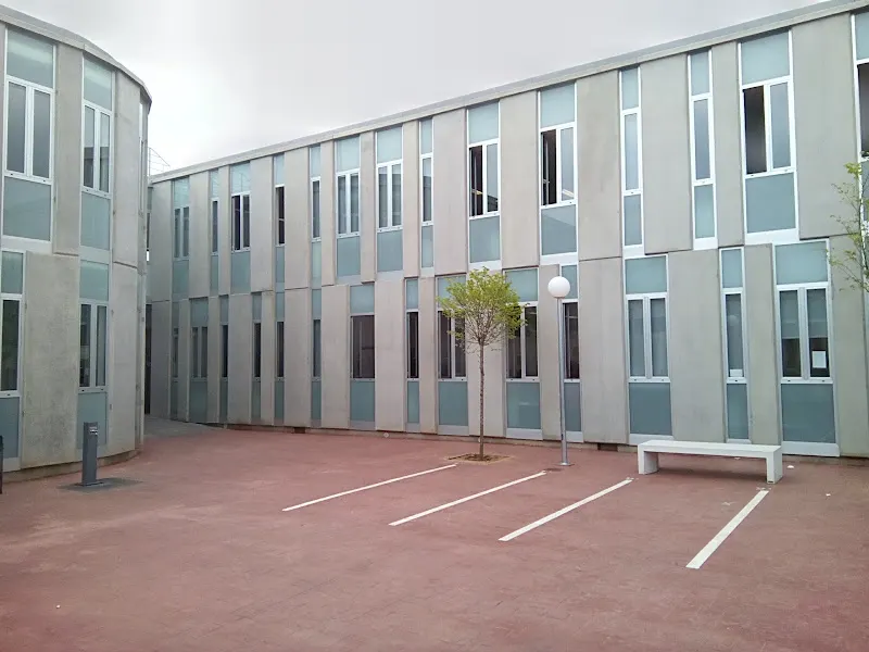 Colegio Público Mare de Deu Dels Angels - Colegio público en Sant Mateu - foto 3